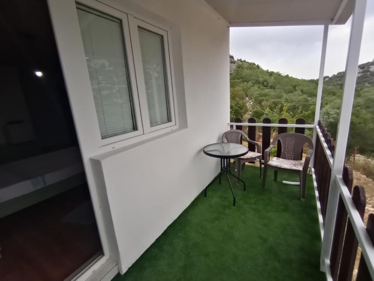 Lakeview Apartments Stojovic Virpazar Luaran gambar